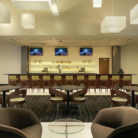 Doubletree By Hilton Hotel Cedar Rapids Convention Complex Bagian luar foto